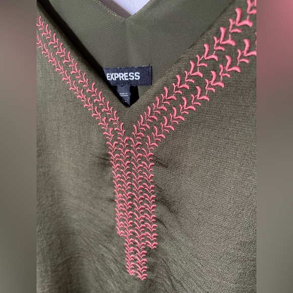 Express - Downtown Embroidered Cami - Tank - Picture 3 of 3